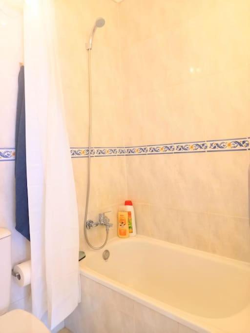 Habitación privada Dorive con baño privado San Andres  Exterior foto
